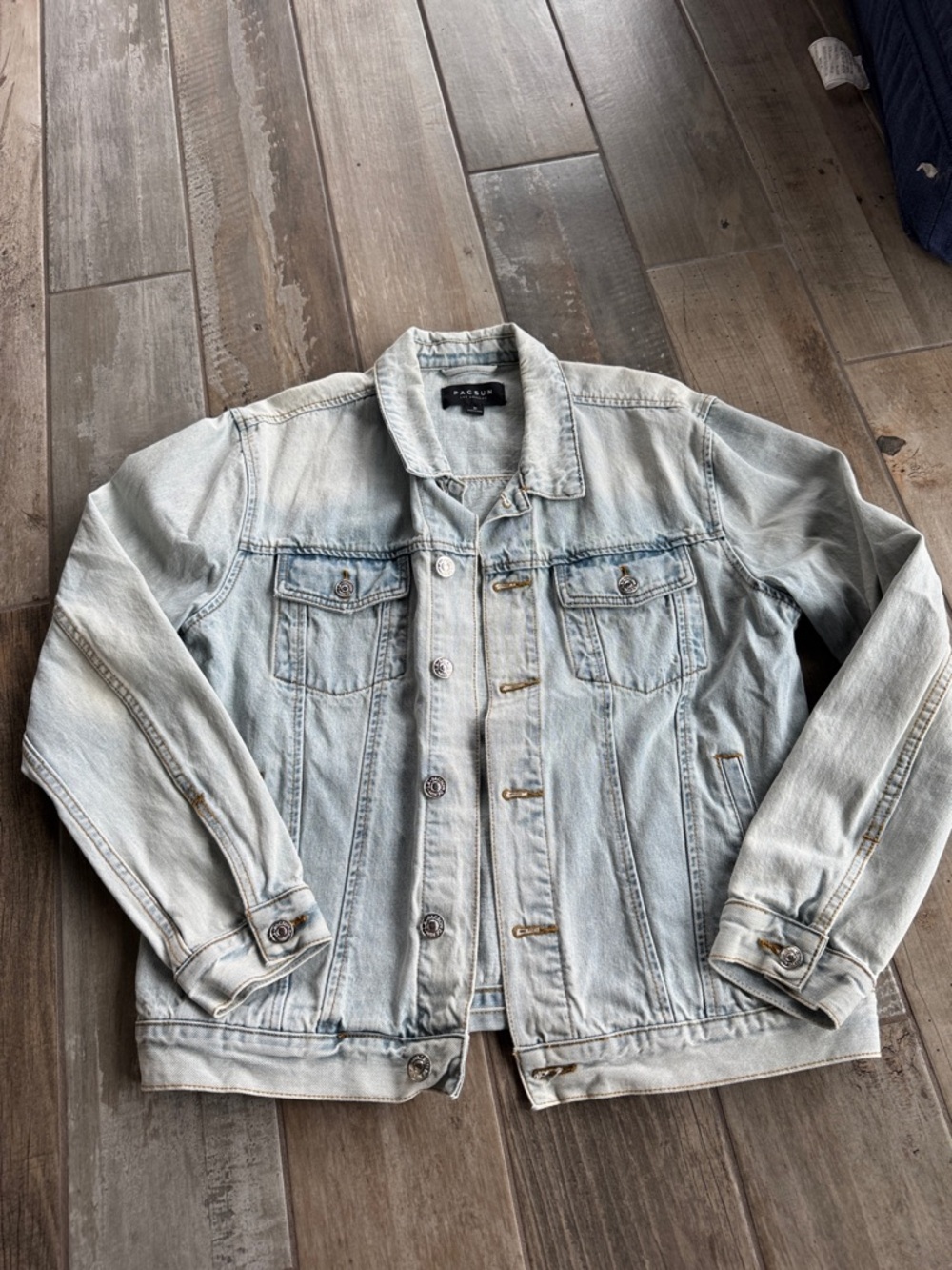 PacSun Light Blue Denim Jacket for Men Medium